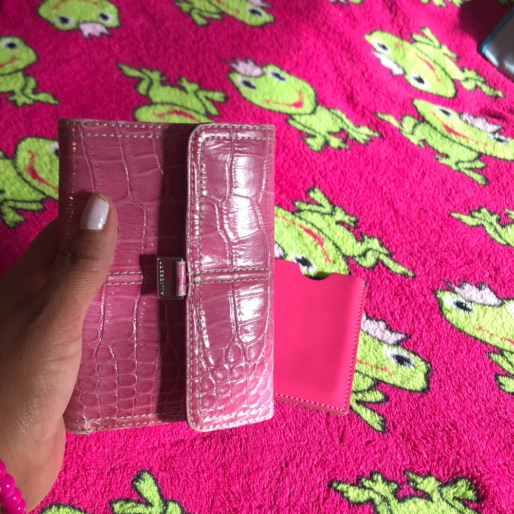 Wallet - Picture 2 of 3